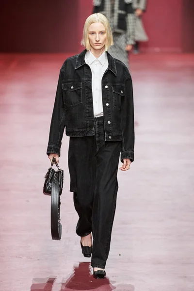 Look 41